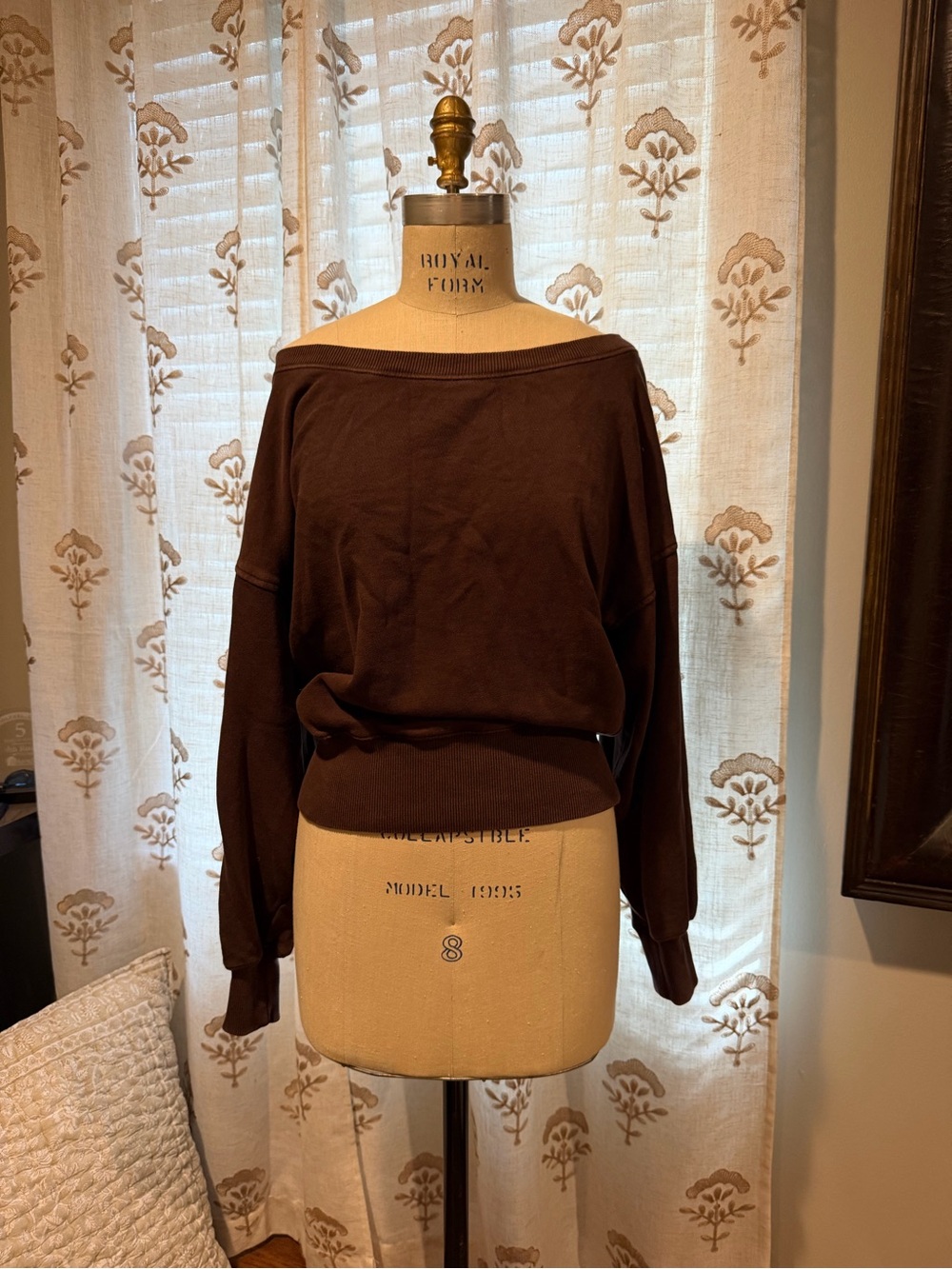 Aerie Women’s Off-Shoulder Brown Sweater